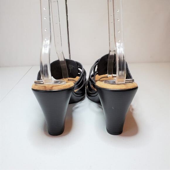 Cloudwalkers Suri Faux Leather Lattice Woven Slide Sandals - Picture 3 of 11